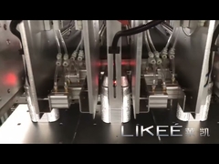 Macchina per la fabbricazione di contenitori alimentari in foglio di alluminio