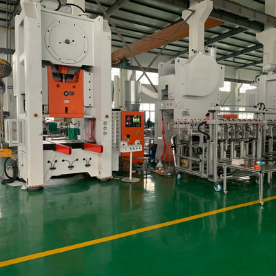comprare Macchina per la fabbricazione di contenitori alimentari in foglio di alluminio completamente automatica con 4 cavità online manufacture