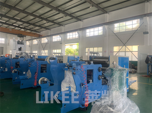 comprare LKWP-980 Pop Up Wax Paper Folding Machine for Household Kitchen Baked Cutting Packaging online manufacture