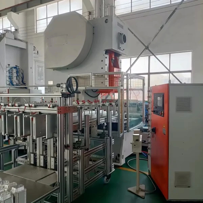 comprare Mitsubishi PLC Controlled 3 Cavity Aluminium Foil Container Production Line LK-T63 online manufacture
