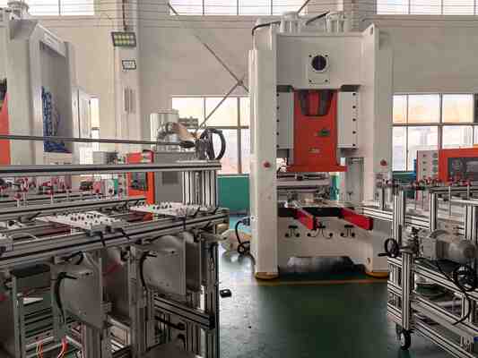 comprare Macchine per la fabbricazione di contenitori di fogli di alluminio riciclabili online manufacture