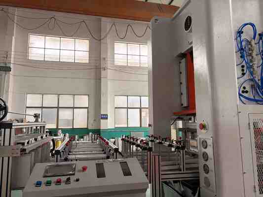 comprare LK-T80 Macchina per contenitori in foglio di alluminio online manufacture