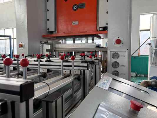 comprare LK-T80 Aluminium Foil Food Take Out Container Disposable Carry Out Cookware Making Machine online manufacture