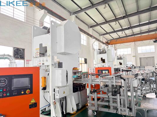 comprare Macchina completamente automatica per contenitori in foglio di alluminio con stampo a 3 cavità e struttura a telaio a C fabbricazione online