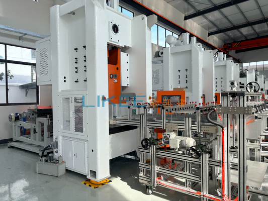 acquistare Macchina per la fabbricazione di lamiere di alluminio da 80 tonnellate per contenitori alimentari usa e getta con funzionamento 24 ore su 24, 7 giorni su 7 e certificazione CE fabbricazione online