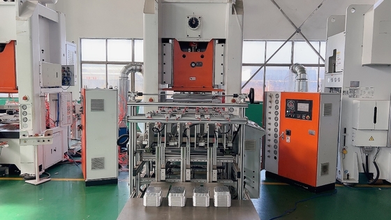 Certificato CE Siemens Motor Fully Automatic Aluminum Pot Making Machine
