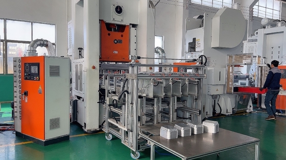 Fogli di alluminio elettrico contenitore alimentare macchina di produzione controllo dell'aria cuscino integrato quattro cavità