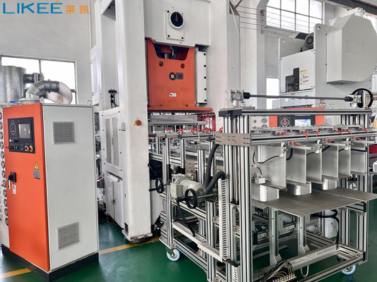 7*6,5*3,8 metri Land Scape Aluminium Foil Sheet Pop Out Machine con alta pressione 80TON