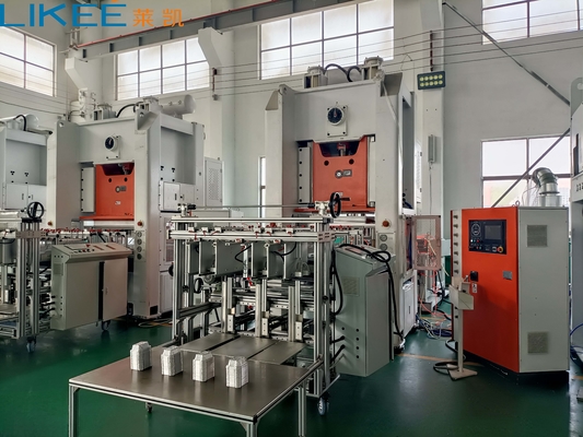 Linea di produzione di contenitori di fogli di alluminio completamente automatica 12000 pcs/ora Capacità con lunga durata