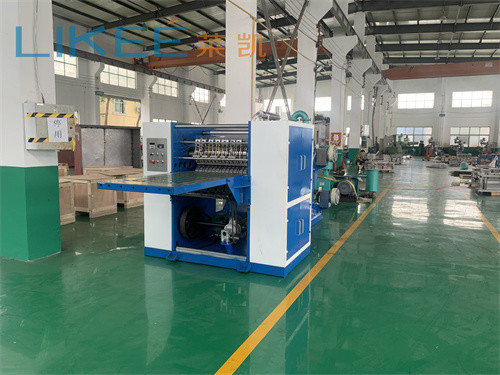 strato del foglio di alluminio di 380V 27KW che fa inter di forma di v della macchina piegato