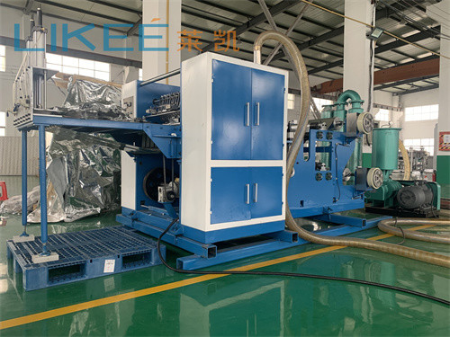 LKS300 Durable High Precision Pop Up Aluminum Foil Sheet Cutter machine per la produzione di fogli di alluminio con velocità 400-500pcs/min