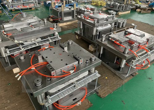 Macchine per la produzione di contenitori di fogli di alluminio Slow Wire Mould Design personalizzato