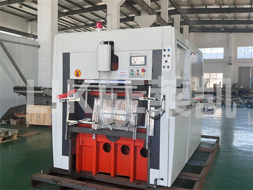 Macchina automatica di taglio a stampo a copertura di foglio di alluminio con placca di blocco pneumatico manuale