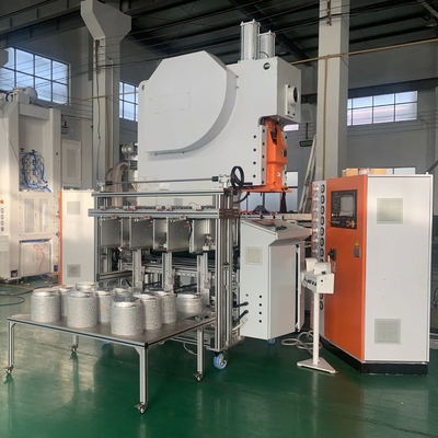 Linea di produzione di contenitori di fogli di alluminio per acciaio greggio completamente automatica 19.8KW 12000Pcs/ora