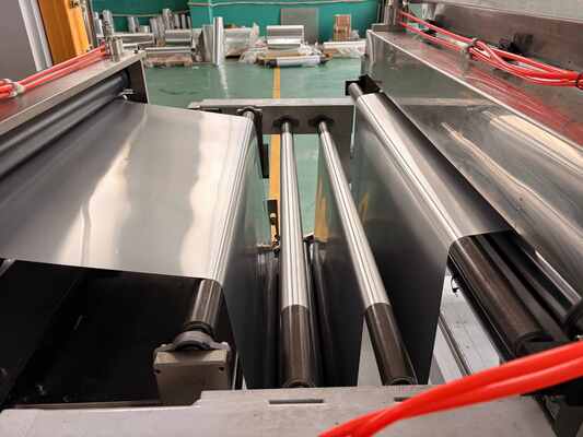 LK-T80 Macchina per contenitori in foglio di alluminio Monouso Adatta al forno Adatta al microonde